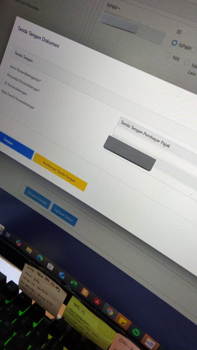 Ga bisa upload ini gimana 🥹🥹 <a href="/kring_pajak/">#PajakKitaUntukKita</a> penyedia ttd kosong