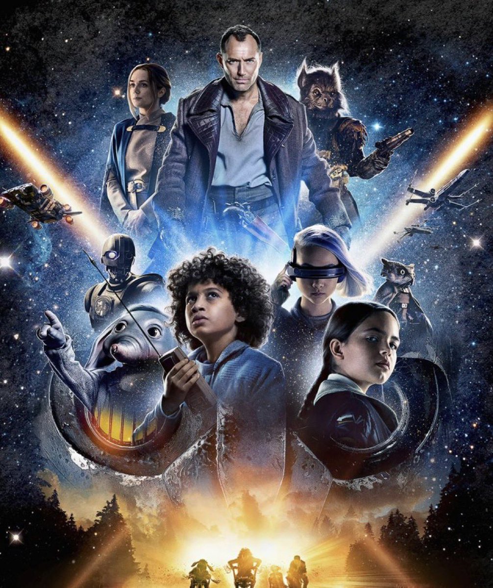 Wow! #SkeletonCrew is top tier Star Wars! Loved every minute of it from heartfelt beginning to an absolutely perfect ending.  Jon Watts nails it - he (once again) writes an amazing antagonist (played perfectly by Jude Law). The entire show is a love letter to SW fans &amp; 80’s kids