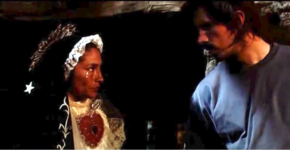 smairata's tweet photo. Recordando a "Madeinusa" (2006), de Claudia Llosa, cinta en la cual la protagonista (interpretada por Magaly Solier) perdía la virginidad vestida precisamente de Virgen María. 

Cuánto retrocedimos hoy.

#cineperuano https://t.co/TuqbJq1N0M