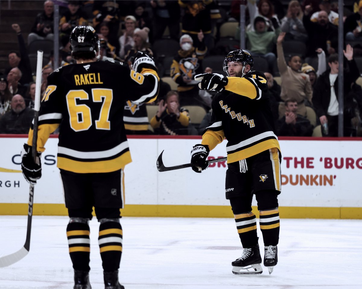 Pittsburgh Penguins (@penguins) on Twitter photo When you and your bestie realize it's 1/2 off Rusty's Shake at the <a href="/MShakeFactory/">MilkShake Factory - Pittsburgh</a> tomorrow ๐ค When you and your bestie realize it's 1/2 off Rusty's Shake at the <a href="/MShakeFactory/">MilkShake Factory - Pittsburgh</a> tomorrow ๐ค