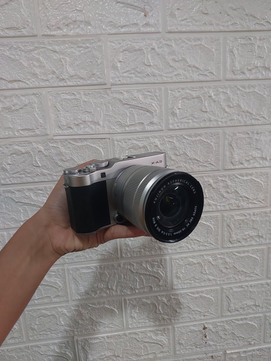 initoribung's tweet photo. Fujifilm xa-3 mirrorless
3.250k nego
lecet pemakaian
@UGDforPSS1976
#UGDforPSS https://t.co/rbvvycb4Hp