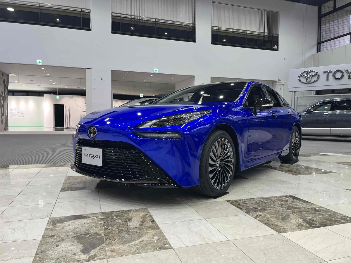 MIRAI(一部改良)展示開始！ 初代の発売から10周年を記念して