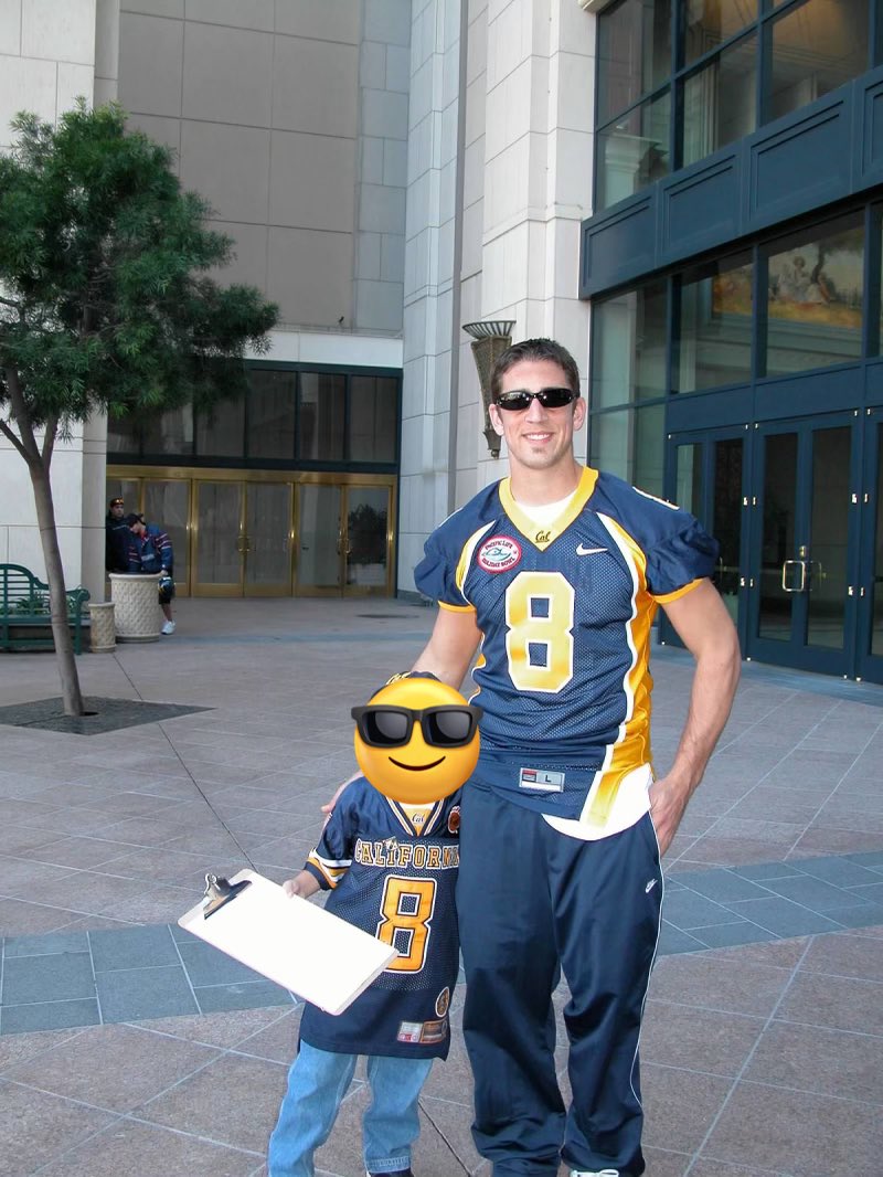 it tuesday here’s a photo of me and the goat before the pacific life holiday bowl against the texas tech red raiders in like 2004 i think