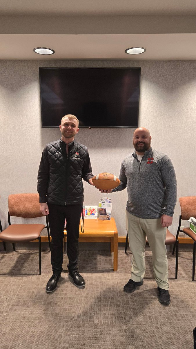 BaronAthletics's tweet photo. Welcome, Coach Robertson! 

#TheBaronWay #WeAreDeKalb https://t.co/4FqH1x59sS
