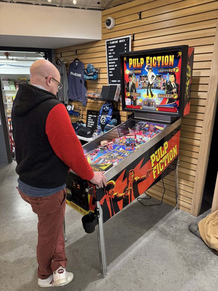 WeBuyPinball's tweet image. Playing Pulp Fiction pinball at #SpareMe with friends.