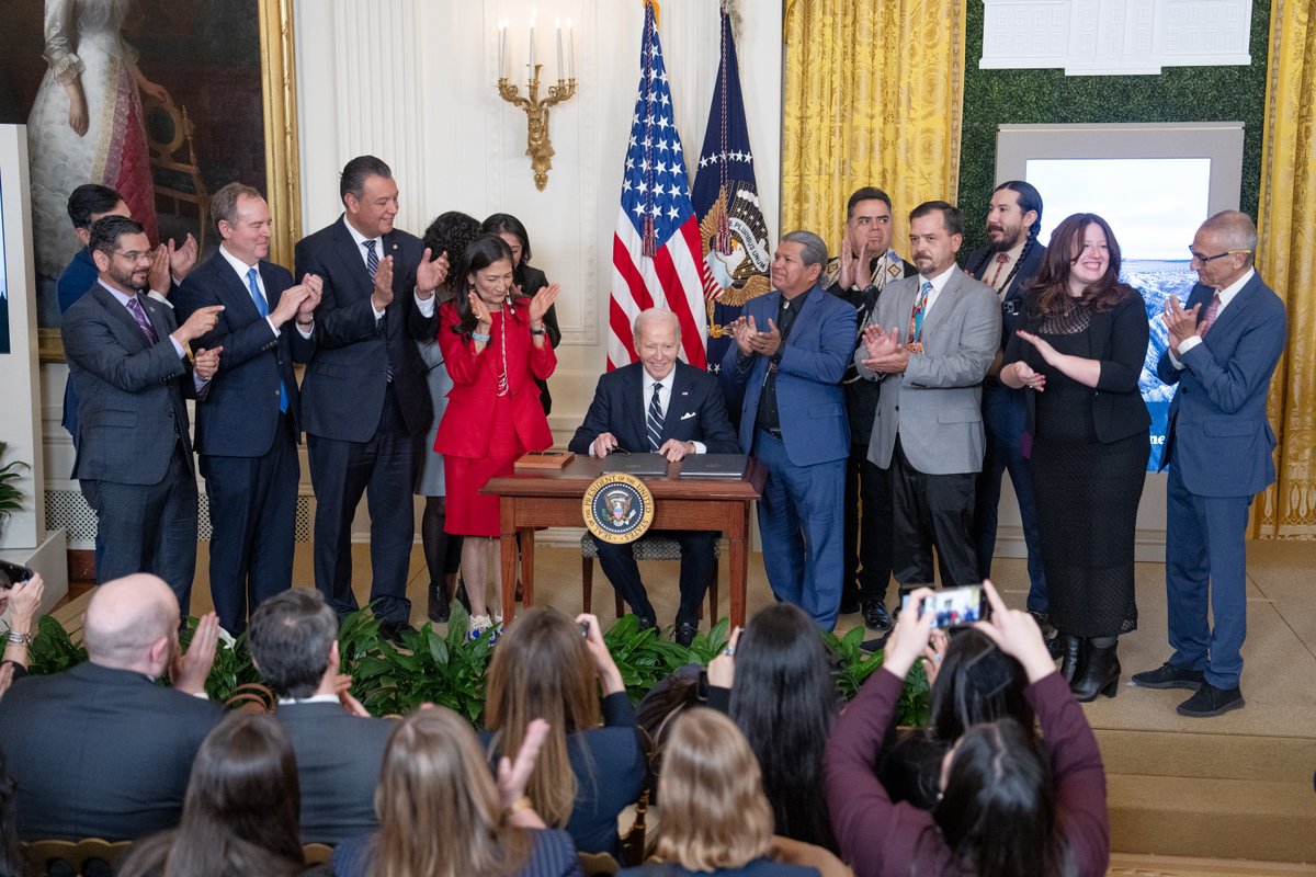 Today, I've designated two more national monuments.

The Chuckwalla National Monument in Southern California – 624,000 acres of desert habitat and sacred lands.

And the Sáttítla Highlands in Northern California – 224,000 acres of mountains, waters, and stunning rock formations.