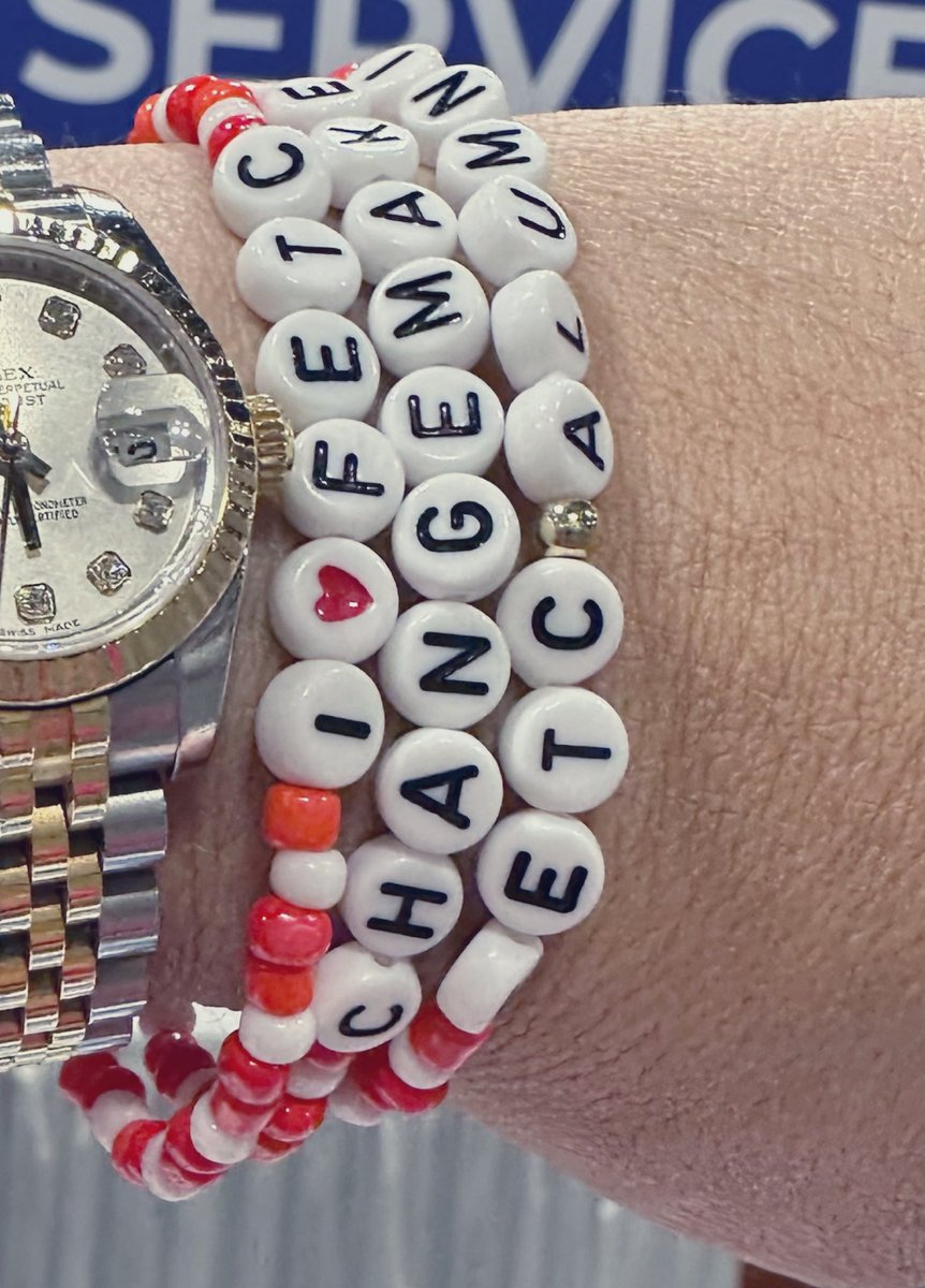 iJanetteCamacho's tweet photo. Rocking my new friendship bracelets from @JenWomble at #FETC2025 Love how they bring us all together to connect, share, and inspire each other. So excited for my #FETCERA—let’s keep trading, creating, and growing this incredible community! #iHeartFETC #FETCalumni #Changemaker #Inspired #EdTech