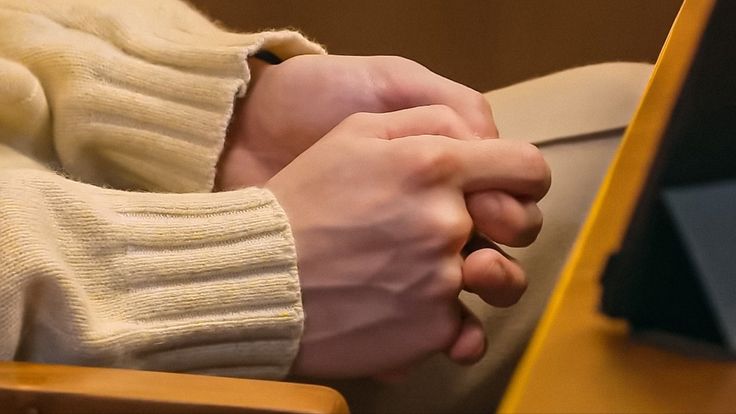 midasmeowgi's tweet photo. have mercy min yoongi have mercy https://t.co/HBFEHpHkza