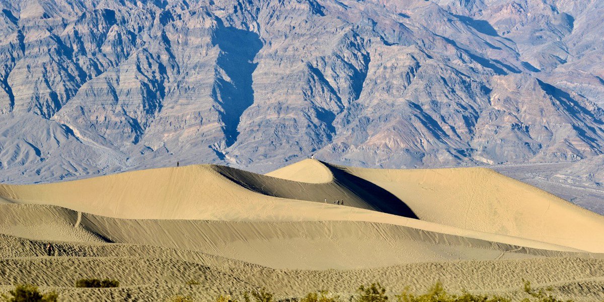 CalgaryObserver's tweet image. Each dune tells a story, and each shadow dances to the tune of the desert winds. Standing here, feel the vastness of our planet and the beauty in its rawness.
@DeathValleyNPS