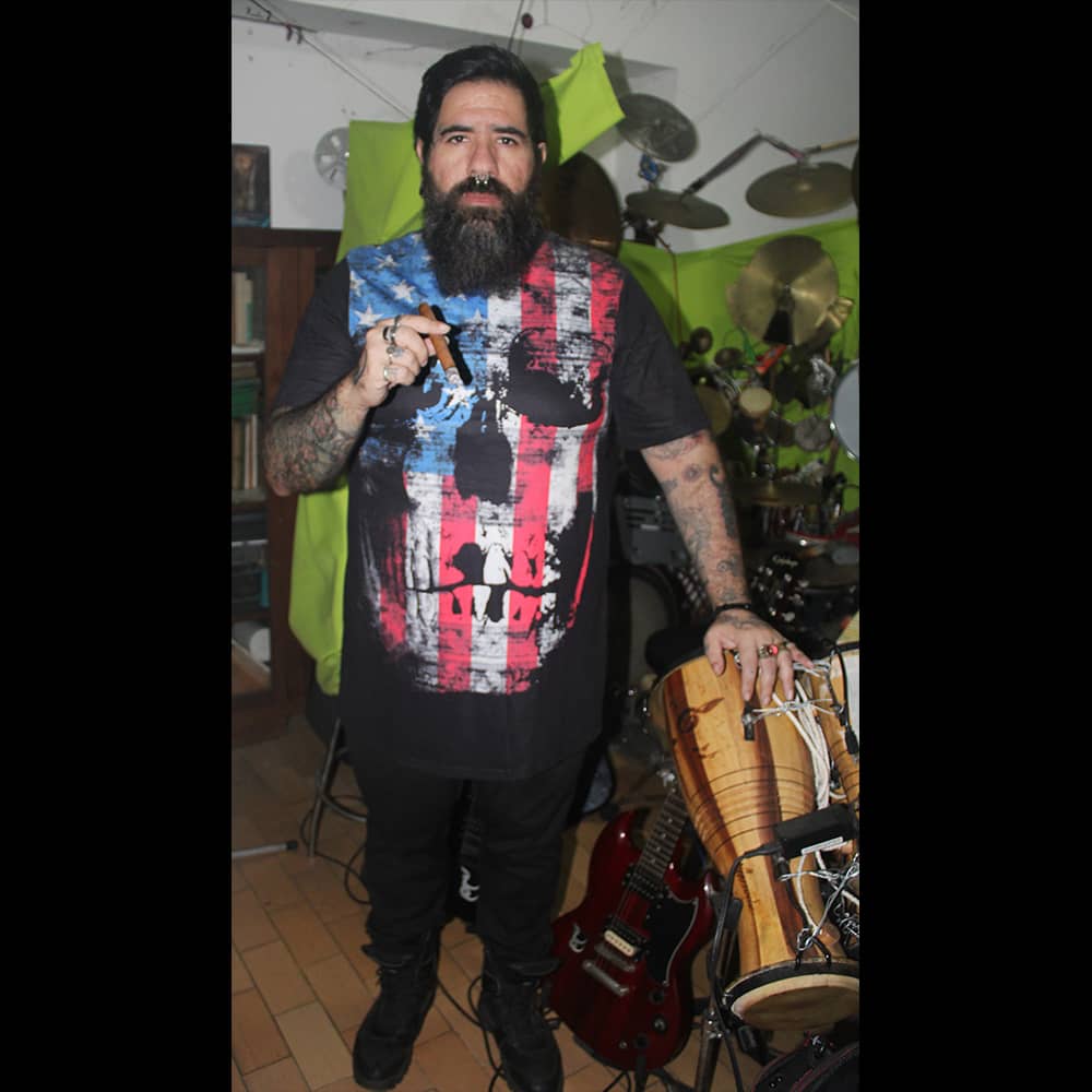 NahuPuku's tweet photo. NahuPuku  #prog #beats #music #metal #rock #extrememetal #drums #drummer #bateria #baterista #pukuinstrumento #drumsplayer #viral #parati #foryou #fyp #nahupuku #loop #guitar https://t.co/CHote8fQyJ