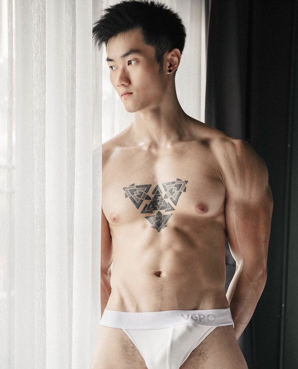 _plutoandmars_'s tweet photo. 4️⃣ กางเกงชั้นในชาย แบรนด์ VēPO Homme 1 
.
พิกัด
📌 https://t.co/PwBSOr8QPF
📌 https://t.co/wXIHAgwSmP https://t.co/SEgFrbW6Sy