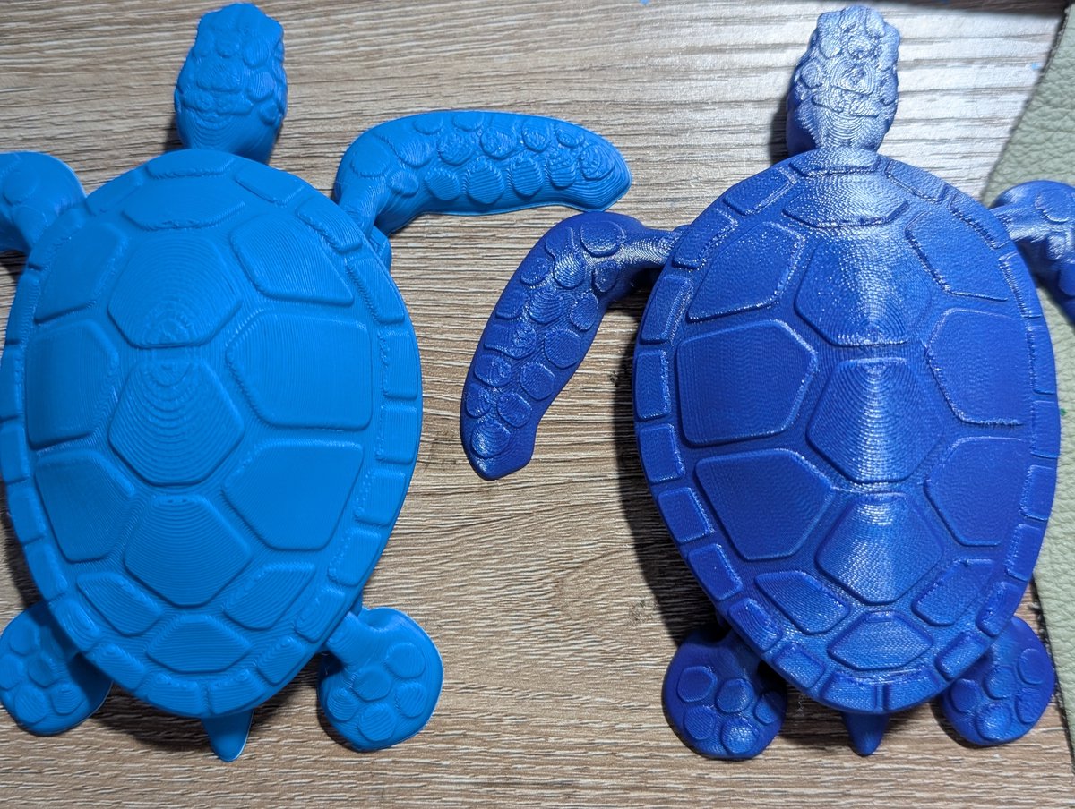 Burnstation3D's tweet photo. One of these was printed on the #K2Plus the other #Xmax3 similar slicer settings. Different filaments of course. 

Which one was printed on the K2plus? Left or Right? https://t.co/yGj4Ow1DML