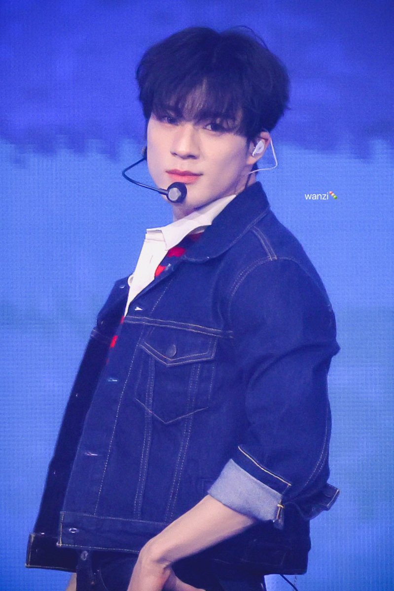 💙20250112 SMTWON💙

#NCTDREAM #엔시티드림          
#Jeno #제노 #ジェノ #李帝努