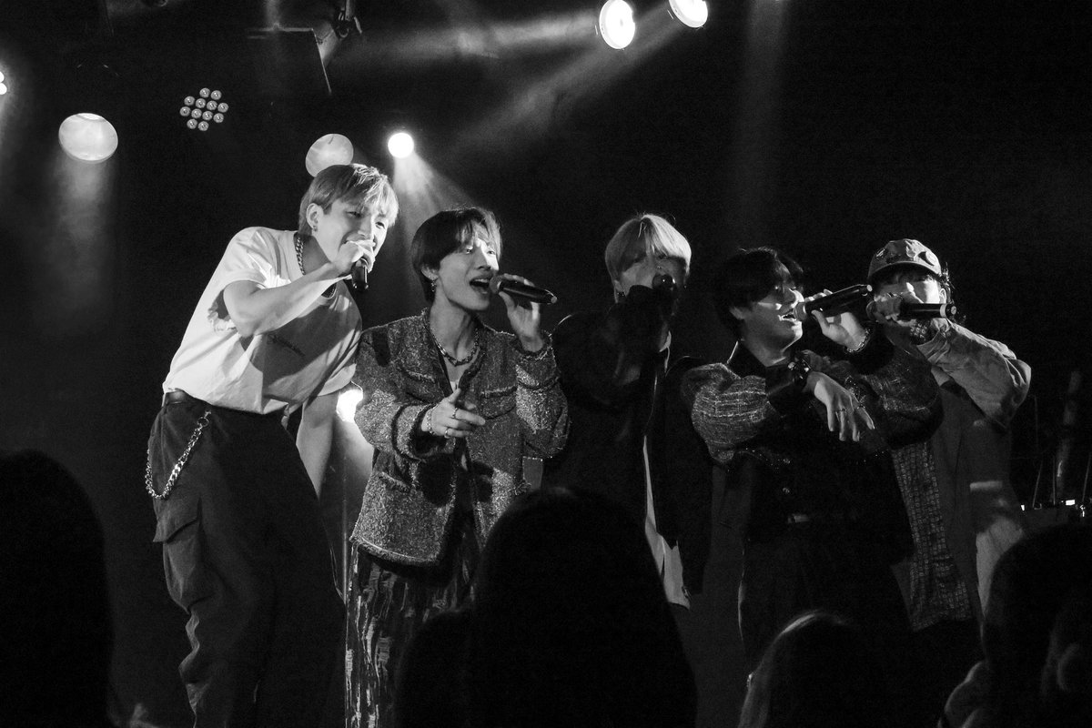 hazuki_photo007's tweet photo. 20241230 『SIDEDISH x Gold & Silver
~ 2MAN LIVE ~ 』 📍ESAKA MUSE
@golsil_official @SIDEDISH @8be_crayon
#ゴルシル #ゴルシルを全国へ #SIDEDISH #8BE https://t.co/MparKURTJ9