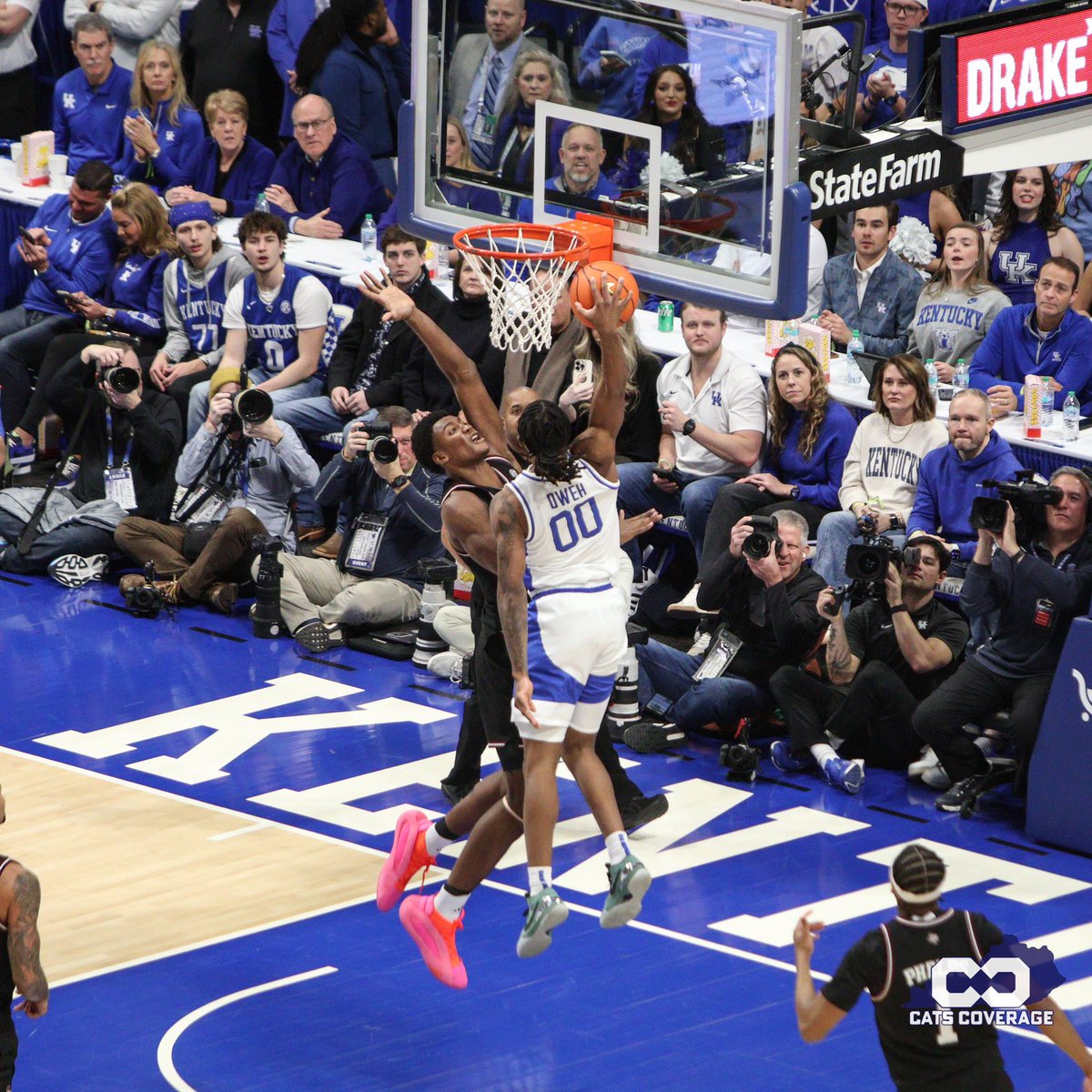Cats_Coverage's tweet photo. Tap, hold, and load in 4k https://t.co/PuLsdZxYTD