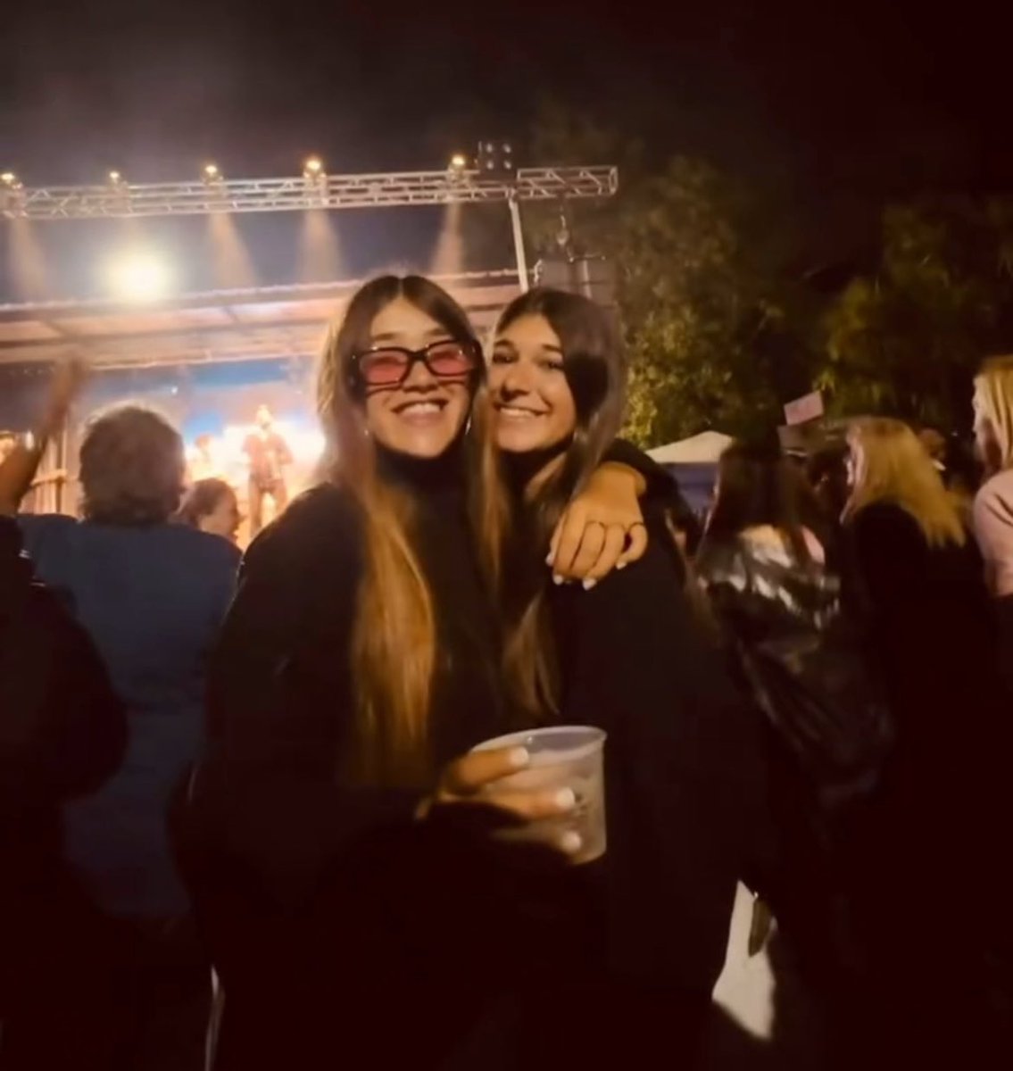 Y al final del día te das cuenta que solo somos nosotras dos💘