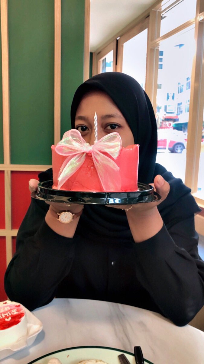 𝓒𝓪𝓹𝓻𝓲𝓬𝓸𝓻𝓷 ♑︎ tweet media