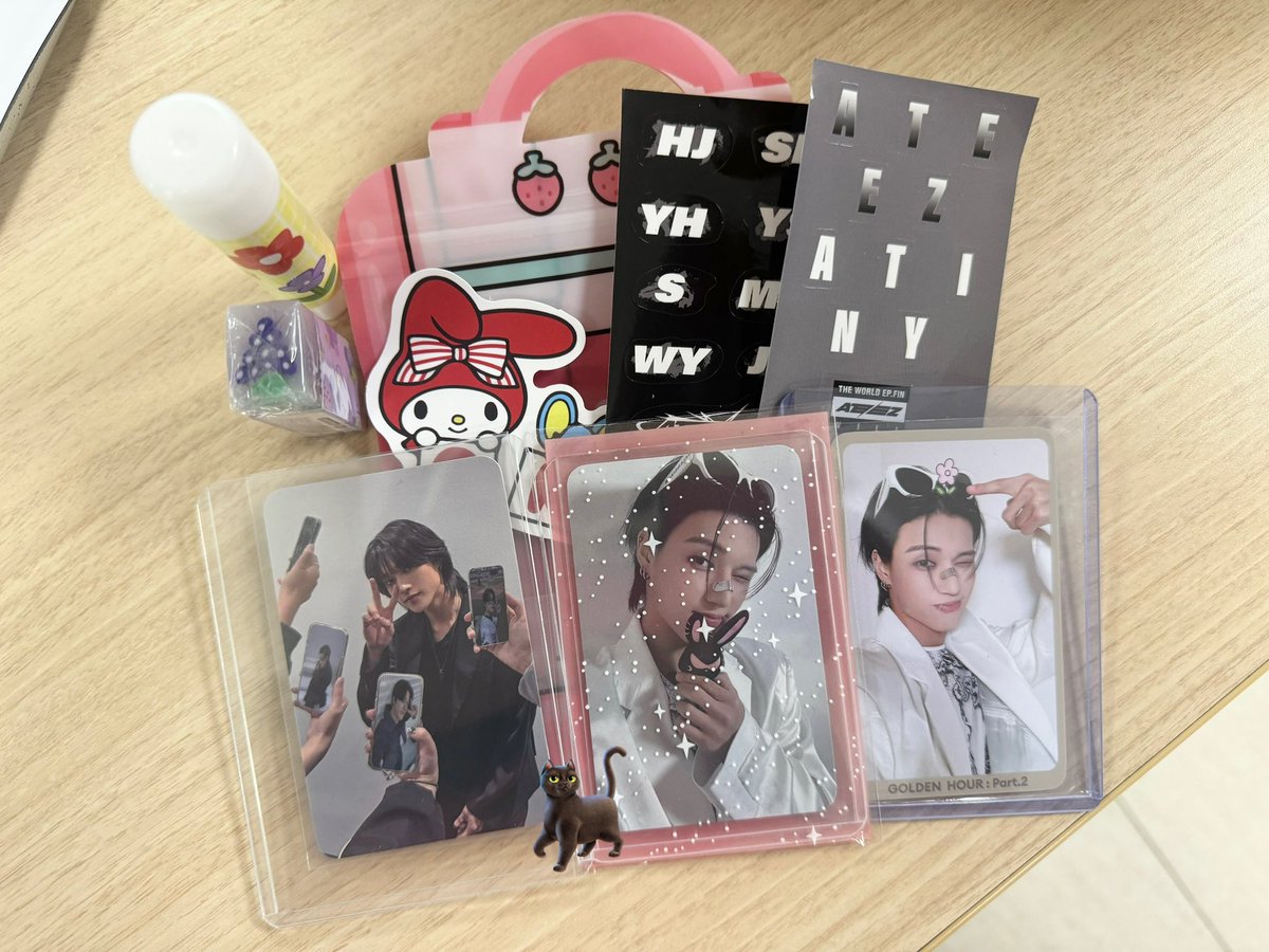 yoondu74's tweet photo. ⋆｡‧˚ʚ wooyo mail ɞ˚‧｡⋆

thank you ate jam sa pagpauwi neto and sa cutieful freebies 🥺🎀 @8M4KES1 https://t.co/WZ3fmcjdrz