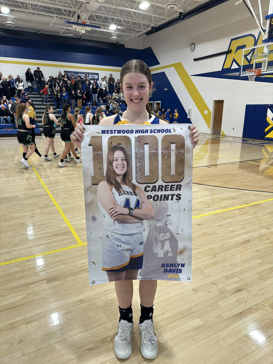 girls_westwood's tweet photo. Congratulations to Ashlyn Davis on scoring her 1000th career point! Way to work hard! @IGHSAU @WCSDRebels 💙💛🏀💛💙 https://t.co/keTPqMPw7B