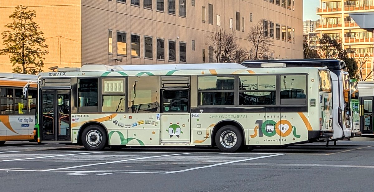 東京都交通局(都営バス100周年記念復刻カラーラッピング『100周年記念