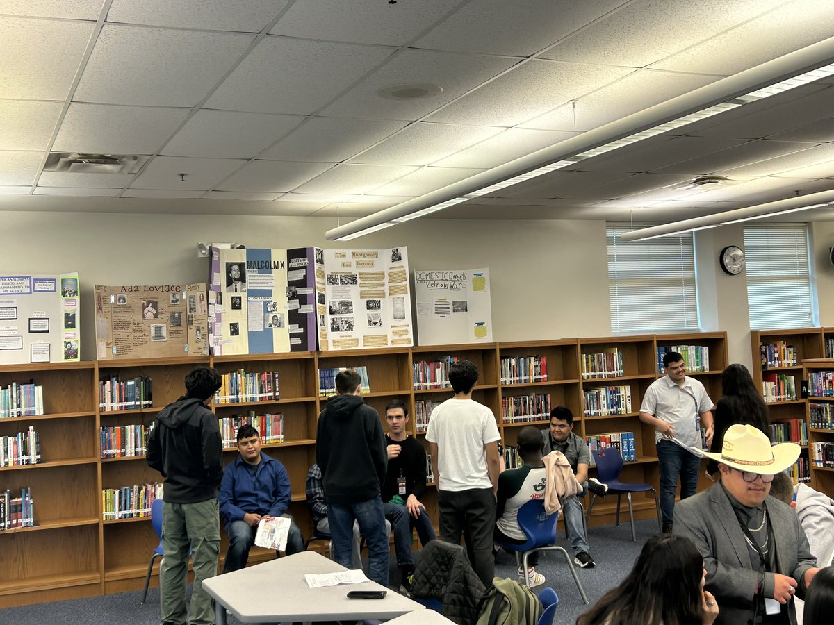 NISDDemi tweet media