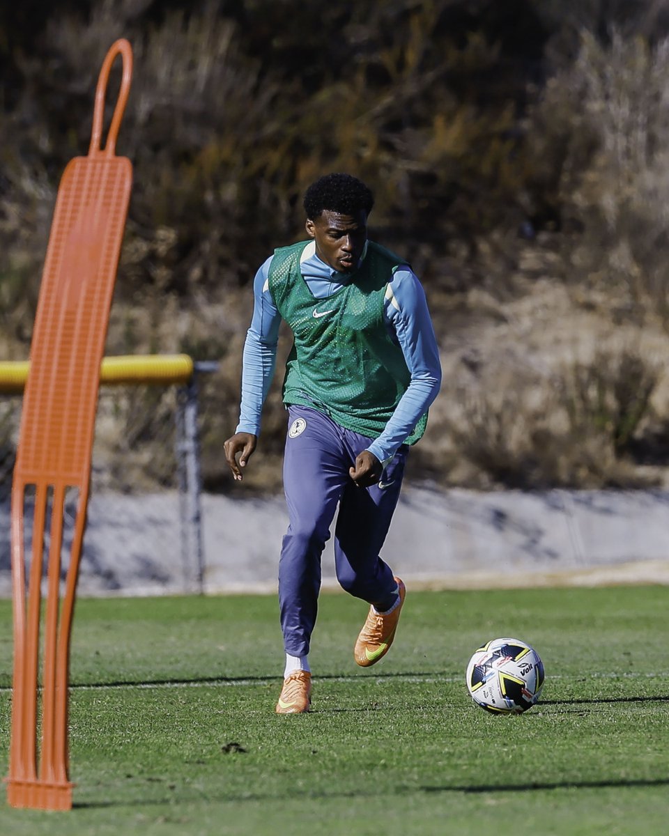 Club América tweet media