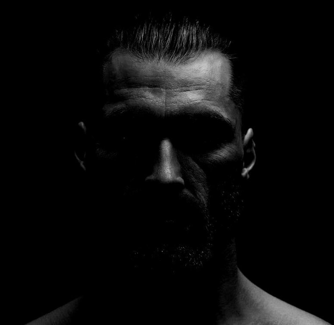 shore break tweet media