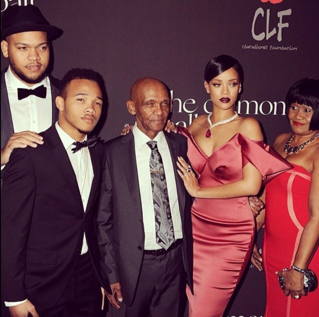rbadgalririf's tweet image. Fenty Force! #DiamondBall