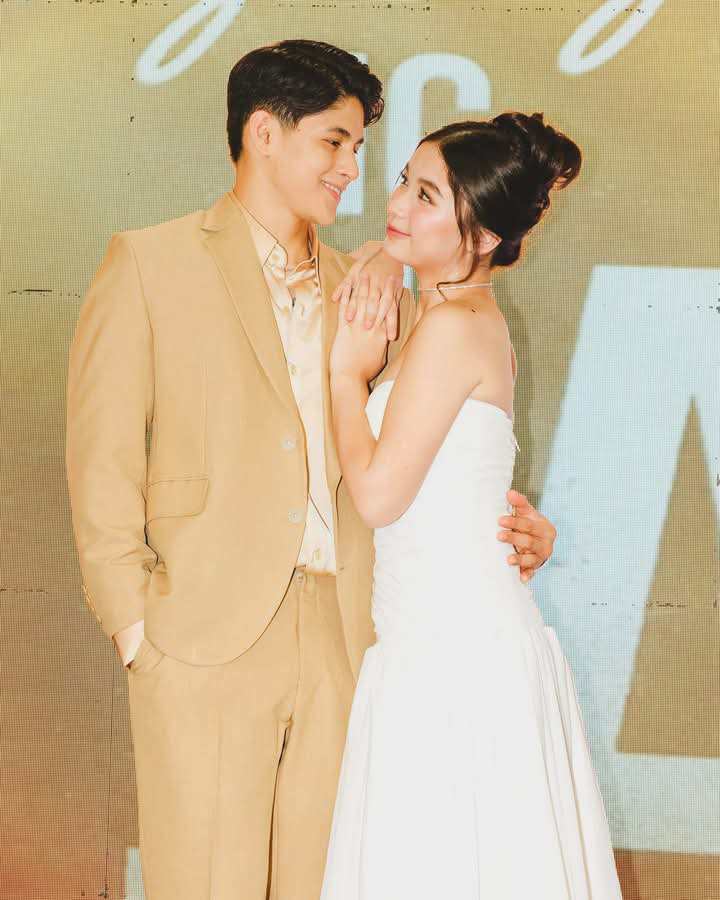 ms_joyxieee's tweet photo. @sofiaslayersofc @realsofiapablo @itsmeallenansay @gmanetwork @GMADrama Pa-follow po guyZzzz thankieee

#PNCJBABYGIRL 

@realsofiapablo 
@itsmeallenansay
@gmanetwork
@GMADrama https://t.co/rZkmuOKHLf