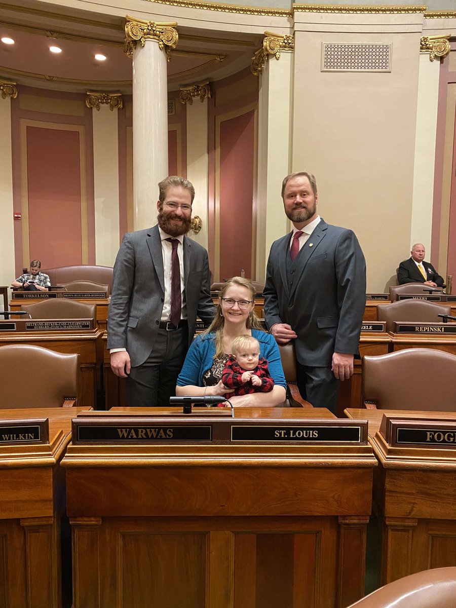 Calwarwas's tweet image. Intensely proud of my family today! Thank you one and all for being at the swearing in of Minnesota's 94th legislative session. My ❤️ is full!

So proud of Leah Warwas, for prioritizing her school, studying hard for her Journeyman's test, missing the event. #mnleg