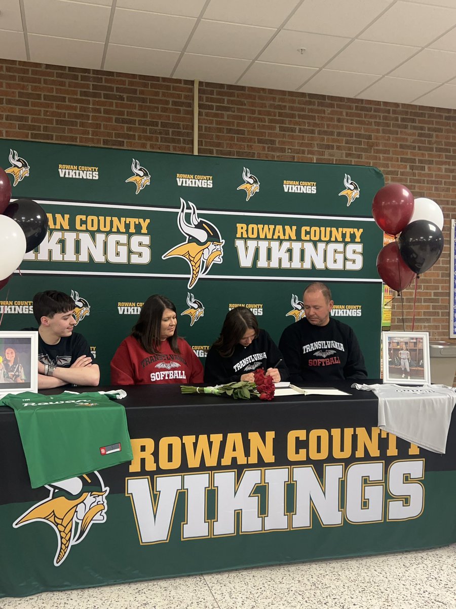 Malana Hamm (@malanahamm) on Twitter photo Made it official today! Thank you to everyone that came! Canโt wait for the next 4 with <a href="/TransySoftball/">Transylvania Softball</a> !!โฅ๏ธ <a href="/TransySBCoach/">Shawn Hendrickson</a> Made it official today! Thank you to everyone that came! Canโt wait for the next 4 with <a href="/TransySoftball/">Transylvania Softball</a> !!โฅ๏ธ <a href="/TransySBCoach/">Shawn Hendrickson</a>