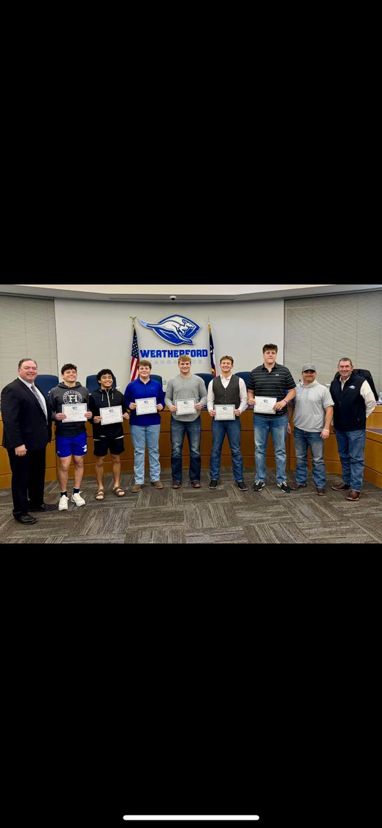 Xavier Craven (@xcraven1530) on Twitter photo #AGTG
Blessed to receive the 2nd Team All-District reward!!🏆🏆
Thanks to God, my family, coaches, and friends!
<a href="/RecruitRoos/">Recruit the Roos</a> <a href="/whsrooathletics/">Weatherford Athletics</a> <a href="/EthanByrd44/">Ethan Byrd</a> <a href="/micahmoore2025/">Micah Moore</a> <a href="/RhettGray07/">Rhett Gray</a> <a href="/BigMurrell74/">Murrell wilson</a> <a href="/Cheeeto_7/">Jaime Gray</a> <a href="/kjackson_2025/">Keegan Jackson</a> <a href="/KFleming2025/">Kaden Fleming</a> <a href="/CoachKRocheford/">Kenton Rocheford</a> <a href="/chanceclatterb1/">CbuckUSMC0352</a> #AGTG
Blessed to receive the 2nd Team All-District reward!!🏆🏆
Thanks to God, my family, coaches, and friends!
<a href="/RecruitRoos/">Recruit the Roos</a> <a href="/whsrooathletics/">Weatherford Athletics</a> <a href="/EthanByrd44/">Ethan Byrd</a> <a href="/micahmoore2025/">Micah Moore</a> <a href="/RhettGray07/">Rhett Gray</a> <a href="/BigMurrell74/">Murrell wilson</a> <a href="/Cheeeto_7/">Jaime Gray</a> <a href="/kjackson_2025/">Keegan Jackson</a> <a href="/KFleming2025/">Kaden Fleming</a> <a href="/CoachKRocheford/">Kenton Rocheford</a> <a href="/chanceclatterb1/">CbuckUSMC0352</a>
