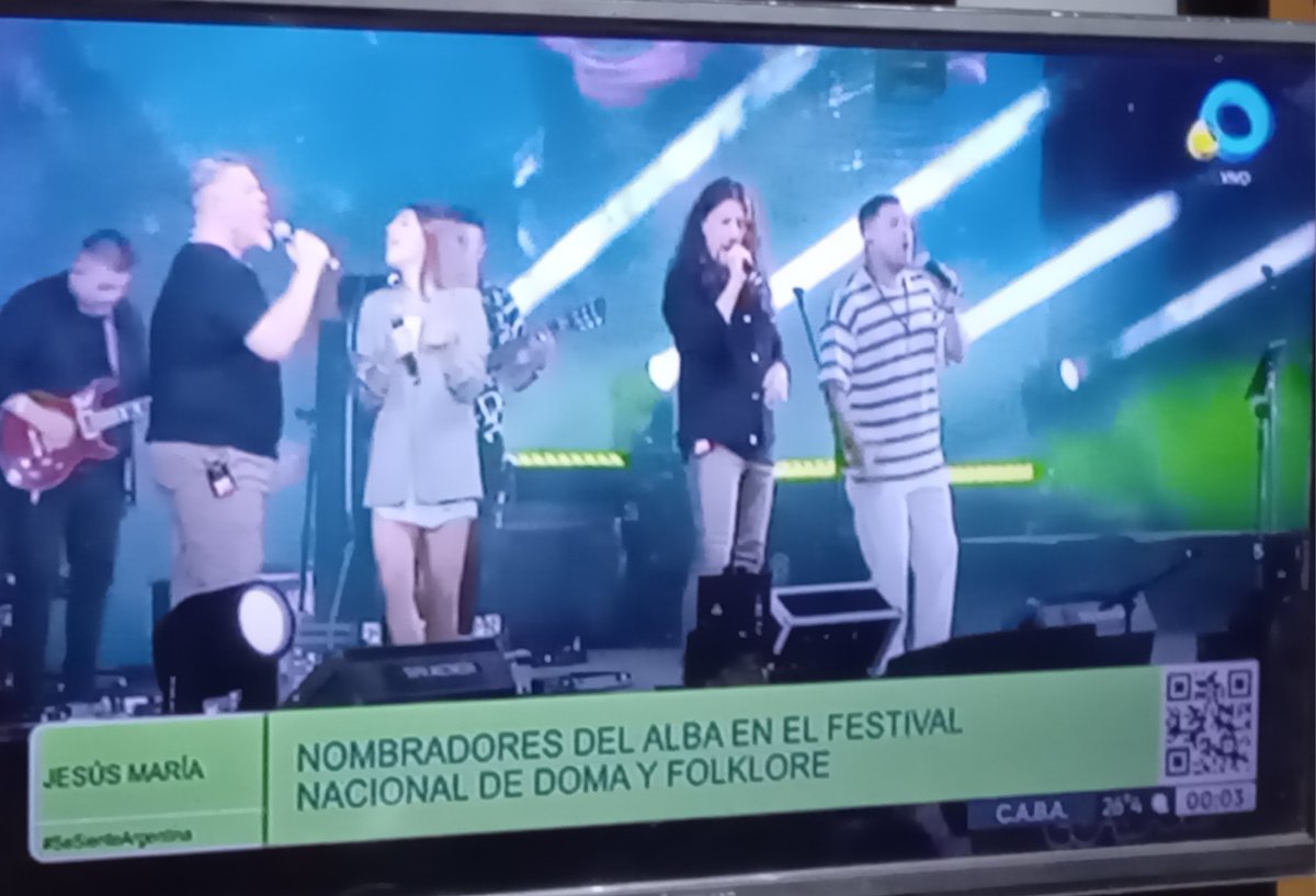 Argentinidad_AS's tweet photo. Gran actuación esta noche de LOS NOMBRADORES DEL ALBA
EN EL FESTIVAL DE JESUS MARIA, que invitaron al escenario a EUGENIA QUEVEDO 🎵🎶
#Cordoba #Folklore
@dfacundotoro @nachopradook #LucasCeraso
#DiegoGatica
@TV_Publica https://t.co/NeX1rF0eoB