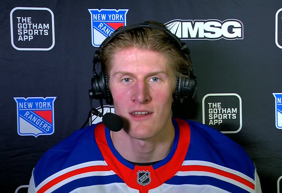 jonmoxIeys's tweet photo. “hey kreidbanejad69 thank u for the 5k bits hahaa yeah i am a big bitch ur right oh shit i almost fell in lava see chat yall fuckin me up thank u for the 5 gifted rempeisbetter thats a lie btw” https://t.co/uTGlSNN00j