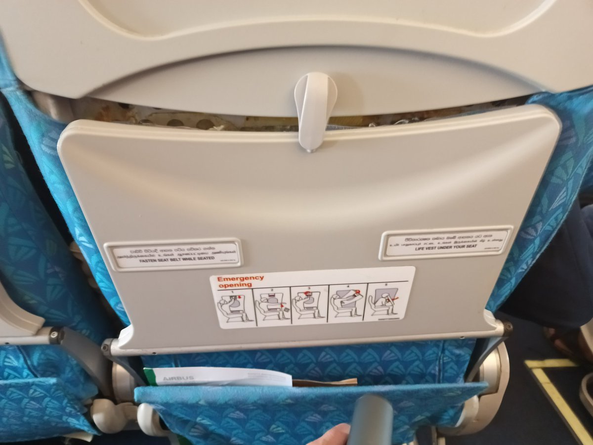 C0RMICK's tweet photo. @flysrilankan emergency exit Colombo to Dhaka good luck to those if they need get out via this route! https://t.co/iNk7NELxDE