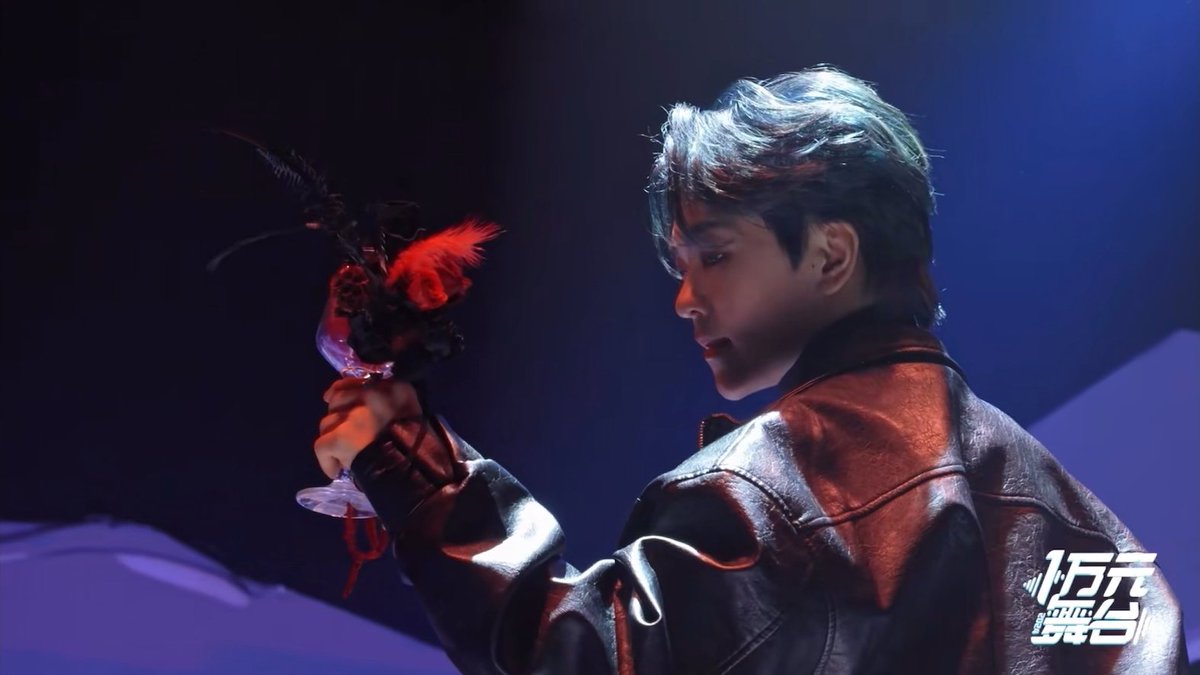 BOYSTORY_WORLD's tweet photo. BOY STORY XINLONG
自作曲 "585" 腾讯音乐一万元舞台 
(Tencent Music 10,000 Yuan Stage)

🔗https://t.co/BtaoR5eYL1

把握我的choice 做我自己的一万元舞台
听听属于20年代的声音

#BOSS #BOYSTORY
#XINLONG #鑫隆
#一万元舞台 #腾讯音乐 
#TencentMusic #TME https://t.co/GXpmTglYZv