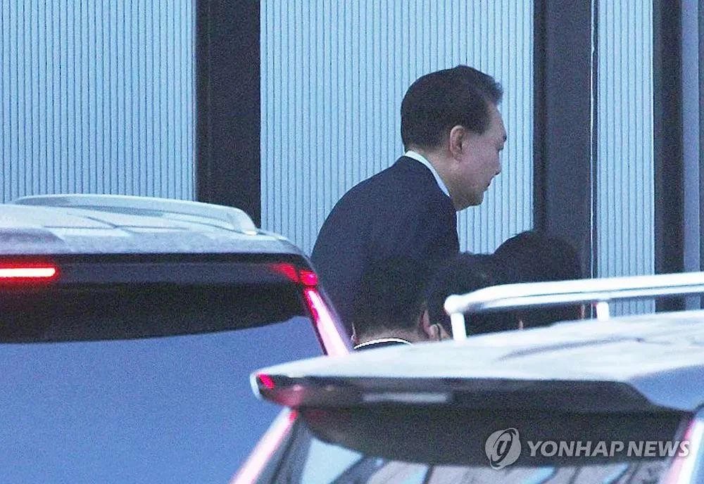 South Korean president just got arrested following his coup attempt. 