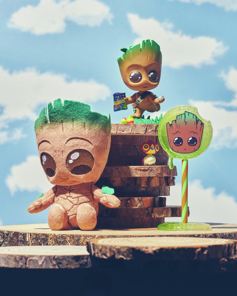 marvel_jp's tweet photo. #グルート のキュートな商品が大集合📣

／
「WE ARE GROOT!（私たちはグルート！）」
キャンペーンがスタート🌳
＼

#マーベル 85周年を記念した
新アート商品が目白押し✨

MARVELグッズ公式Instagramでは
1/31よりショートムービーが公開予定🎥
こちらもお楽しみに💫

🔽詳細はこちら
https://t.co/VBb9ZQDj37