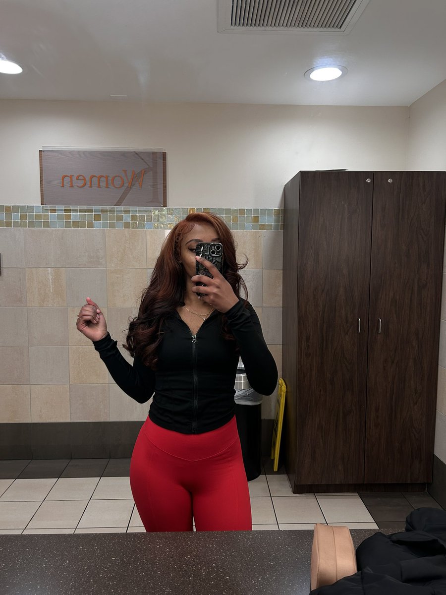 librarchive2s's tweet photo. ginger baddie👩🏾‍🦰 #badbitch #cfwm #dpwm #newyearstillsexy #ilovemybf #hiswife https://t.co/V7khWdaSFO