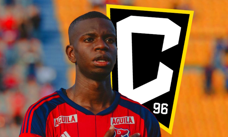 REPORT: <a href="/ColumbusCrew/">The Crew</a> are set to complete the loan signing of 20-year-old Colombian center back Málcom Palacios. He will travel soon to complete his medical. The loan will be for 1 year and comes with a purchase option. He plays for Colombian club Independiente Medellín. #Crew96