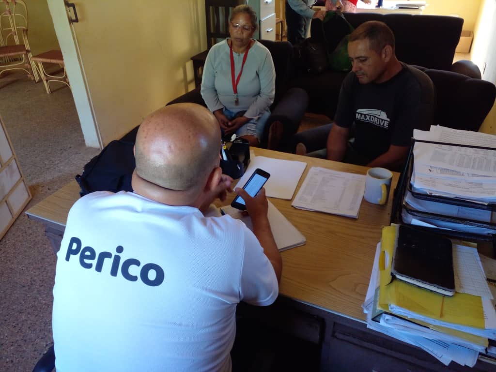 Como parte de la visita integral a la demarcación de Máximo Gómez intercambiamos con la dirección del N/PCC  de la Comercializadora. #PericoEnVictoria #MatancerosEnVictoria #ConLaFuezaDeLaUnidad <a href="/DiazCanelB/">Miguel Díaz-Canel Bermúdez</a> <a href="/mariofsabines/">Mario Sabines Lorenzo</a> <a href="/DrRobertoMOjeda/">Dr. Roberto Morales Ojeda</a> <a href="/CaridadPoey/">Marieta Poey Caridad</a> <a href="/SuselyMorfaG/">Susely Morfa González</a> <a href="/Yosveny1/">Yosveny Verdeal Castellanos</a>