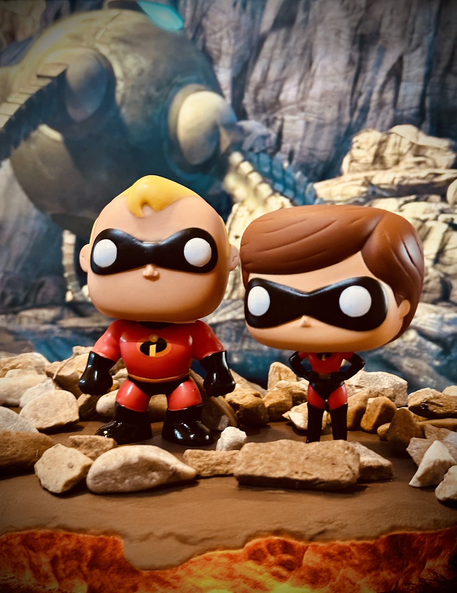 Just picked up the OG Mr Incredible! Love the old style of Funko. I have a goal of completing Disneys number 1-20 this year. Here’s to a year of Funko. 

@originalfunko  #funkofunatic #funkophotoaday #funaticofthemonth #fotm #funkofamily #toyphotography #rulethenerdom