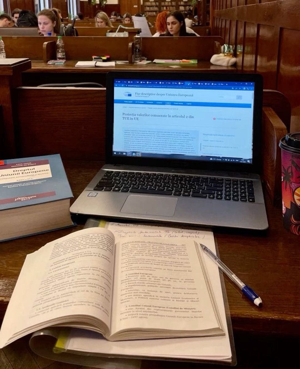 studysafs's tweet image. +.*☆ #studytwt || #studytwtbr ☆*.+

 ೀ bixete direito Mackenzie turma 325 🚩

 ೀ futura juíza federal 

 ೀ aqui eu compartilho minha trajetória na faculdade, estudos (e surtos), seja bem vindo! 💞🎀