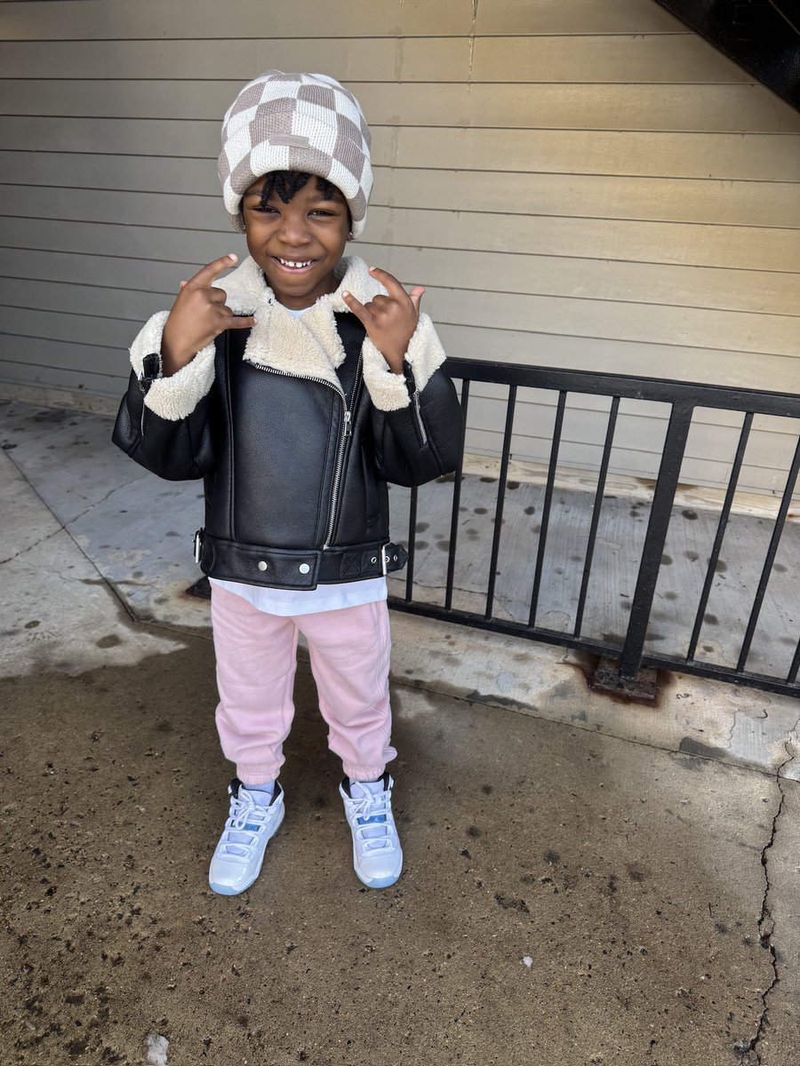 Lil Boat 🚤 tweet media