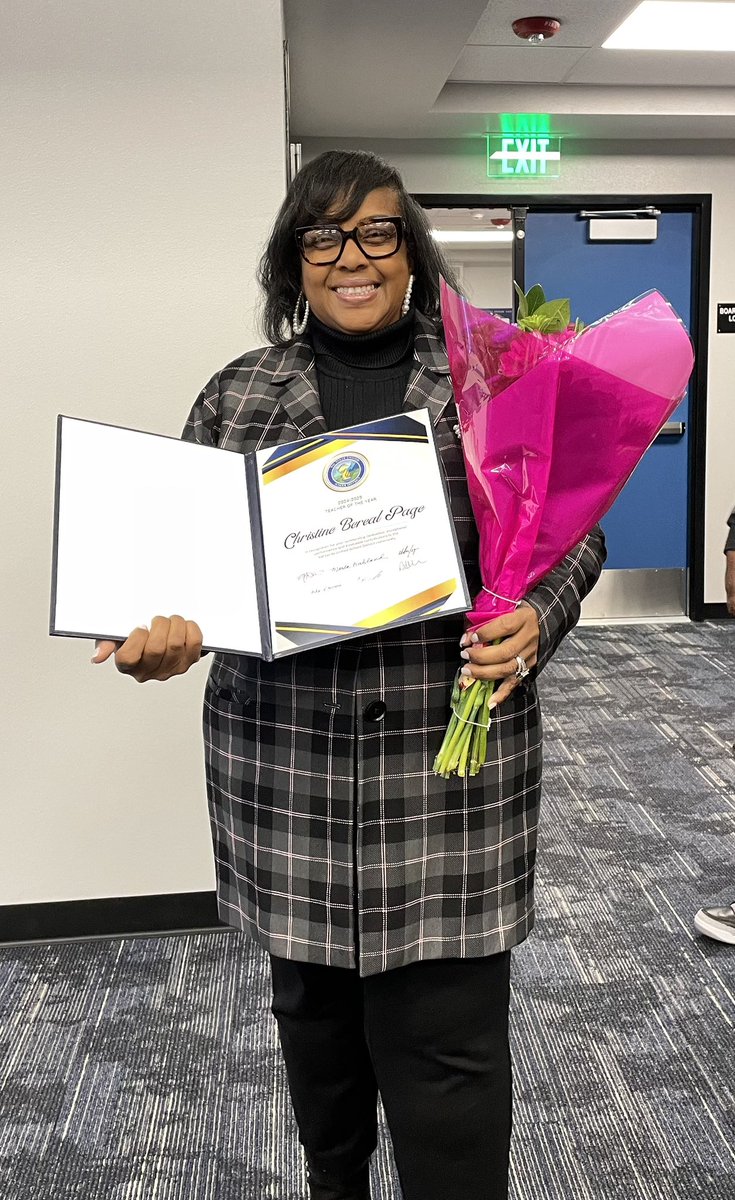 TRMSRoadrunner's tweet photo. Tomas is proud to announce our teacher of the year, Mrs. Bereal-Page. Our school is so lucky to have her teaching talents, love for kids, and dedication to our school. Her hard work leading our ASB and Cheer team are much appreciated! Well deserved! #BAT1000 #proudtobevvusd https://t.co/pymGY4iav8