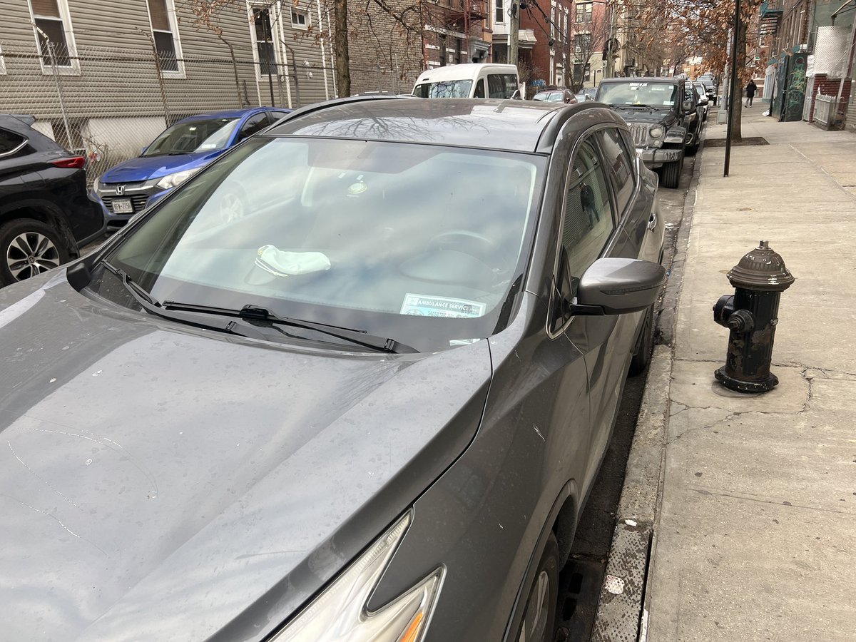 placardabuse's tweet image. This car was dangerously and illegally blocking the fire hydrant. 

But it had an EMT #FakePlacard and a #FancyHat, so they got to #PlacardCorruption.