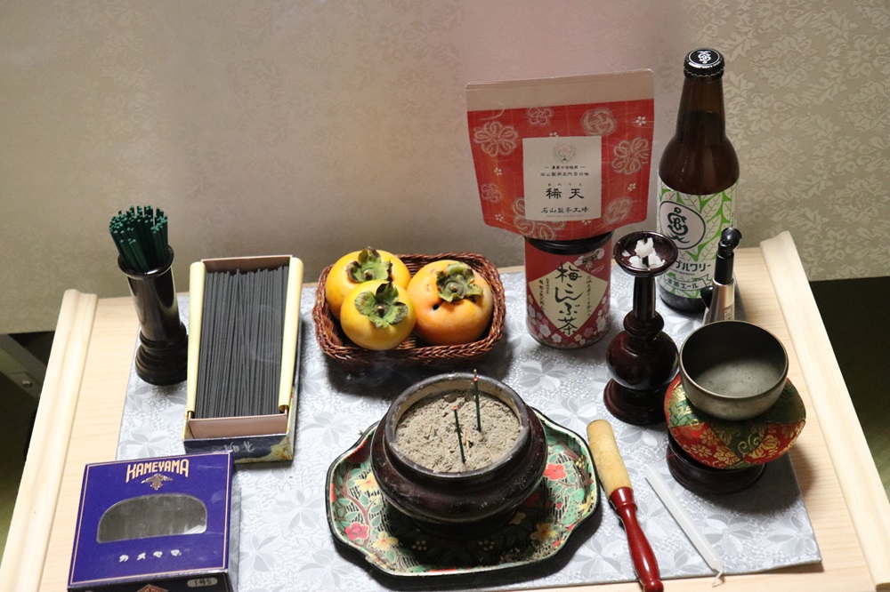 tokyosougi1's tweet photo. 最後はゆっくり自宅葬

ご家族のご要望や悩み
「棺が入るかなど、心配なのですがこの家で葬儀は可能ですか？
お花も大好きだったので、たくさん用意してあげたいです…。」

＃東京葬儀 https://t.co/wk5rJswEJI
