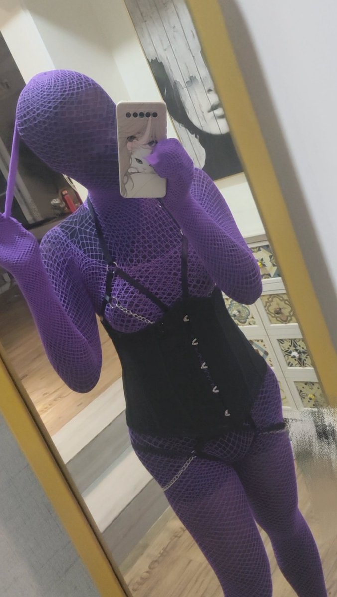 Purple ponytail doll~
#pantyhoseencasement #丝包