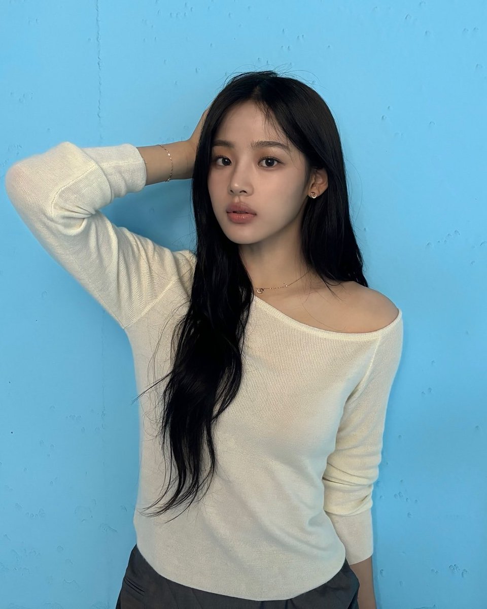 newjeans_loop's tweet photo. #뉴진스 #NewJeans #민지 #Minji #ミンジ https://t.co/Q6AEIyAQAP