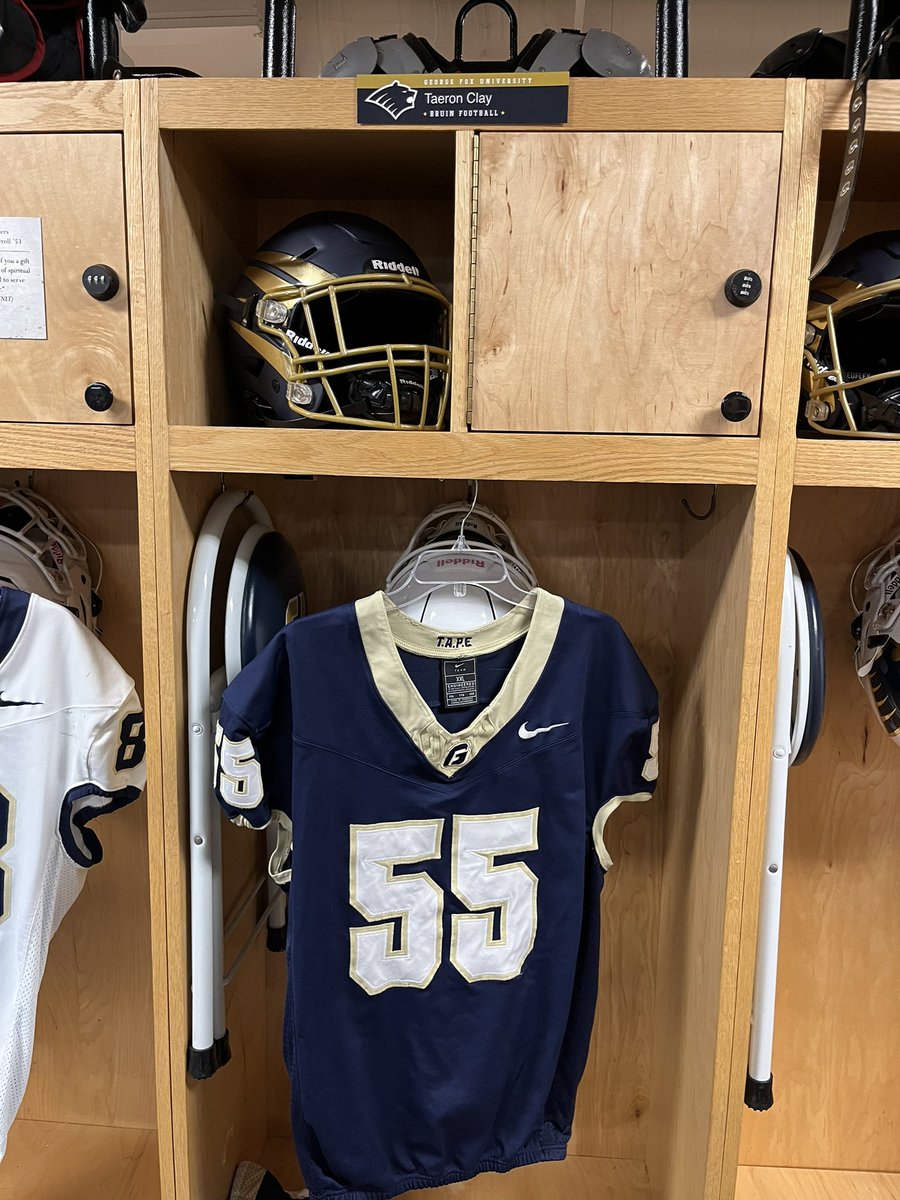 Taeron Clay (@taeronc55) on Twitter photo Had an amazing vist this past weekend to <a href="/GFUFootball/">GFU Bruin Football</a> !!!! Thank you to <a href="/KenIngram3/">Ken Ingram</a> <a href="/JepsonLucas/">Lucas Jepson</a> and all the other amazing staff.
Go Bruins🐻!!
<a href="/CoachMattDHS/">Matthew Vaeena</a> <a href="/CoachUso/">Uso Olivé</a> Had an amazing vist this past weekend to <a href="/GFUFootball/">GFU Bruin Football</a> !!!! Thank you to <a href="/KenIngram3/">Ken Ingram</a> <a href="/JepsonLucas/">Lucas Jepson</a> and all the other amazing staff.
Go Bruins🐻!!
<a href="/CoachMattDHS/">Matthew Vaeena</a> <a href="/CoachUso/">Uso Olivé</a>